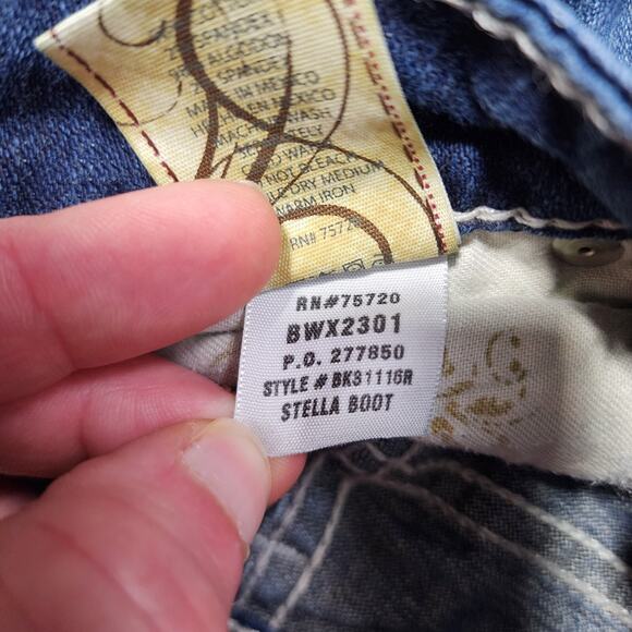 BKE Stella Boot Jeans 26x31.5 Medium Wash Distressed Stretch Embroidered Pockets - Picture 5 of 8